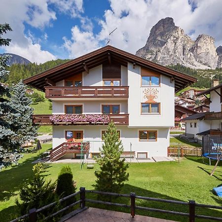 コルヴァーラ・イン・バディーア La Ciano Bed & Breakfast エクステリア 写真
