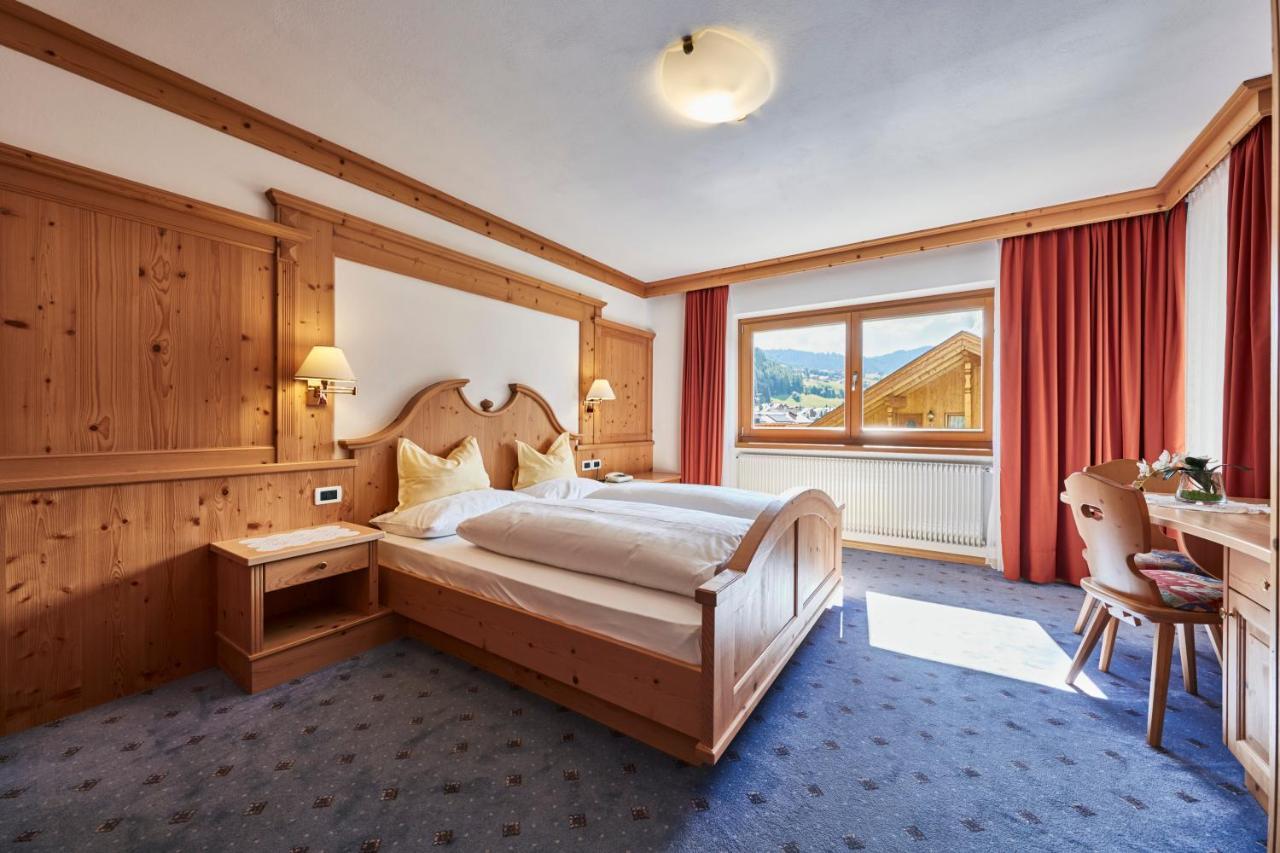 コルヴァーラ・イン・バディーア La Ciano Bed & Breakfast エクステリア 写真