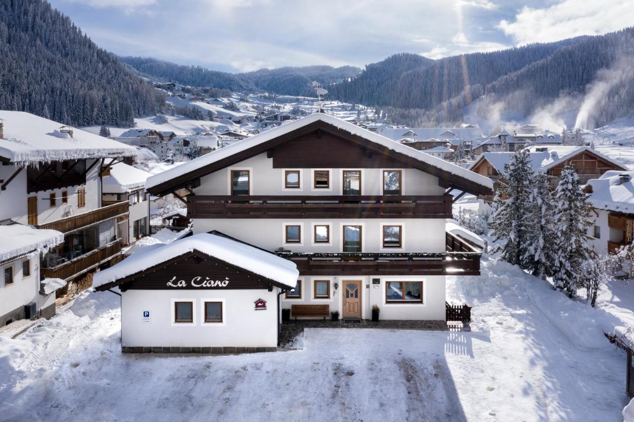 コルヴァーラ・イン・バディーア La Ciano Bed & Breakfast エクステリア 写真